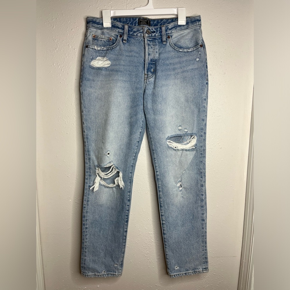 Abercrombie Ames Low Rise Slim Boyfriend Jeans 6